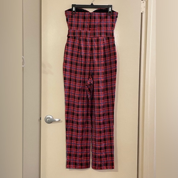 EGGIE NWOT Plaid Belted Jumpsuit in Red - Picture 4 of 7